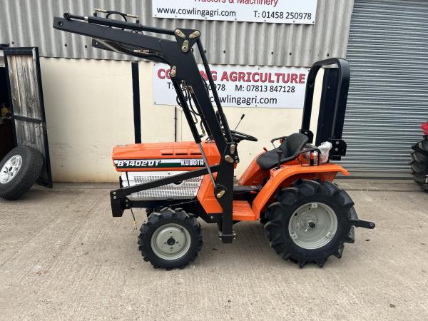 Kubota B1400 & Loader